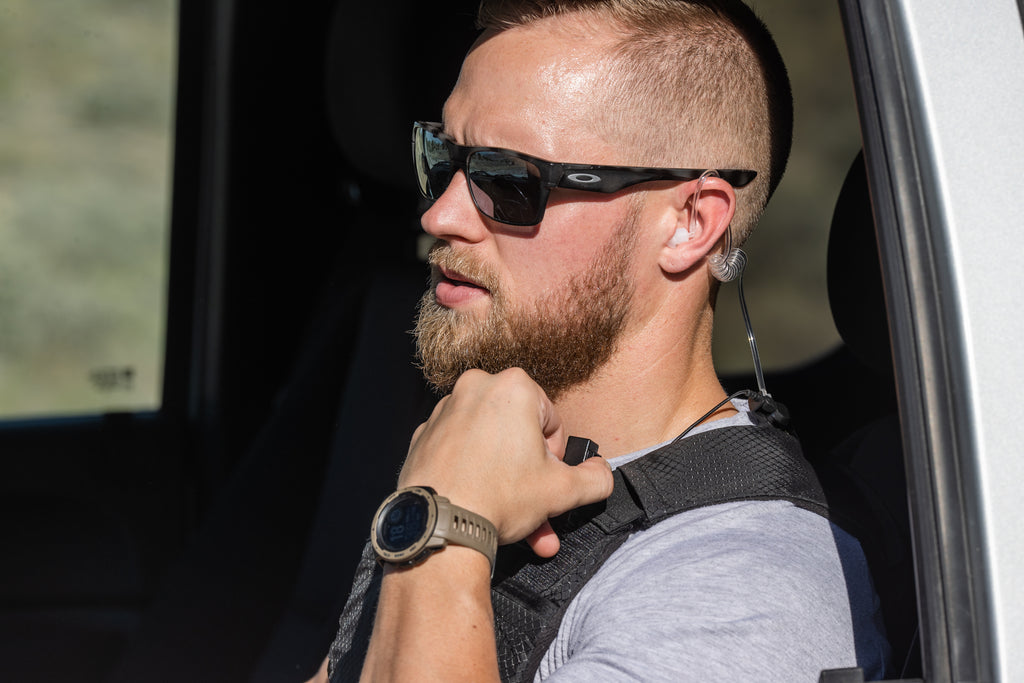 Velcro Mic & Earpiece Radio adapter Kenwood Kenwood NX-200, NX-210, NX-300, NX410, NX-411, NX-3200, NX3300, NX-5200, NX-5300, NX-5400, TK-190, TK-2140, TK-2180, TK-280, TK-290, TK-3140, TK-3148, TK-3180, TK-380, TK-385, TK-390, TK-480, TK-481, TK-5210, TK-5220, TK-5310, TK-5320, TK-5400 Comm Gear Supply CGS P/N: LT11SR-V