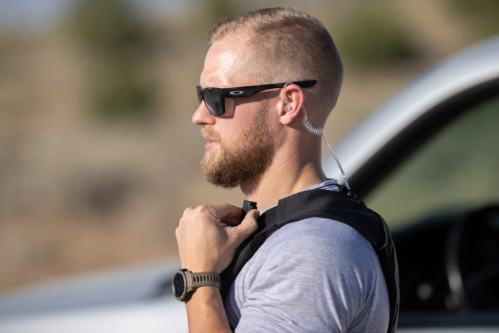 Velcro Mic & Earpiece Radio adapter Kenwood Kenwood NX-200, NX-210, NX-300, NX410, NX-411, NX-3200, NX3300, NX-5200, NX-5300, NX-5400, TK-190, TK-2140, TK-2180, TK-280, TK-290, TK-3140, TK-3148, TK-3180, TK-380, TK-385, TK-390, TK-480, TK-481, TK-5210, TK-5220, TK-5310, TK-5320, TK-5400 Comm Gear Supply CGS P/N: LT11SR-V